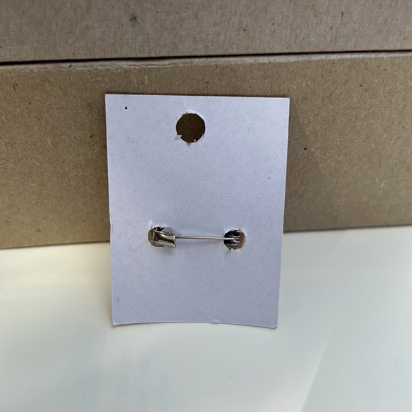 JOAN Vintage Iconic 80s Ceramic White Heart Rainbow Name Pin - Picture 5 of 6